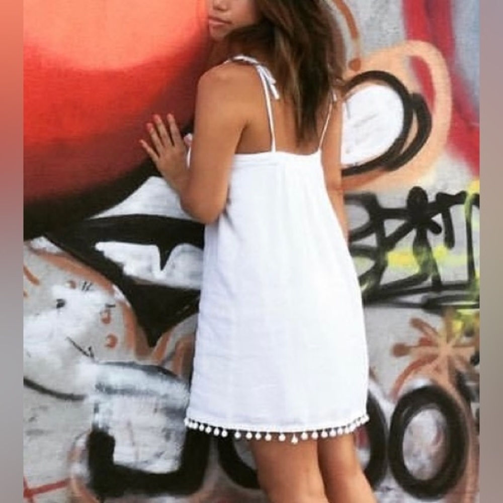 Club Monaco - White Sundress with Tie Straps and Pom-Pom Hem (Size X-Small)